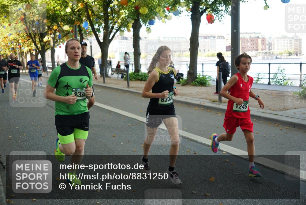 07.09.2025 - BARMER Alsterlauf Yannick Fuchs http://msf.ph/oto/8831250 07.09.2025 11:31:29 Laufen 1043, 1077, 8323, 8338, 1245 meine-sportfotos.de