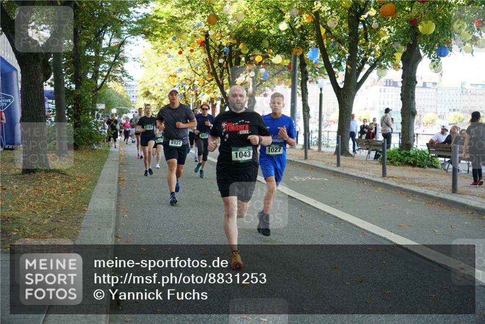 07.09.2025 - BARMER Alsterlauf Yannick Fuchs http://msf.ph/oto/8831253 07.09.2025 11:31:31 Laufen 8151, 1185, 8137, 8072, 1027, 1043 meine-sportfotos.de