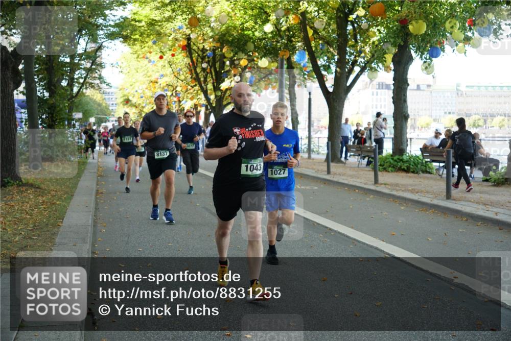 07.09.2025 - BARMER Alsterlauf Yannick Fuchs http://msf.ph/oto/8831255 07.09.2025 11:31:32 Laufen 8151, 8137, 3072, 1043, 1027 meine-sportfotos.de