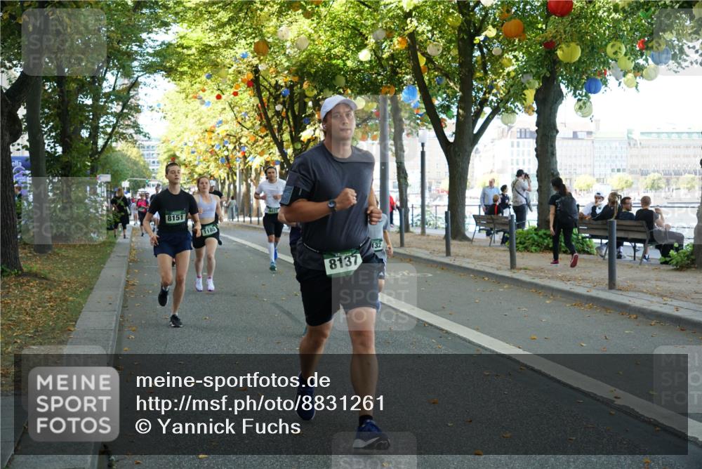 07.09.2025 - BARMER Alsterlauf Yannick Fuchs http://msf.ph/oto/8831261 07.09.2025 11:31:33 Laufen 8151, 1185, 8401, 8137, 132 meine-sportfotos.de