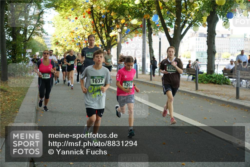 07.09.2025 - BARMER Alsterlauf Yannick Fuchs http://msf.ph/oto/8831294 07.09.2025 11:31:42 Laufen 8394, 8142, 802, 814, 1037, 1204, 8242 meine-sportfotos.de