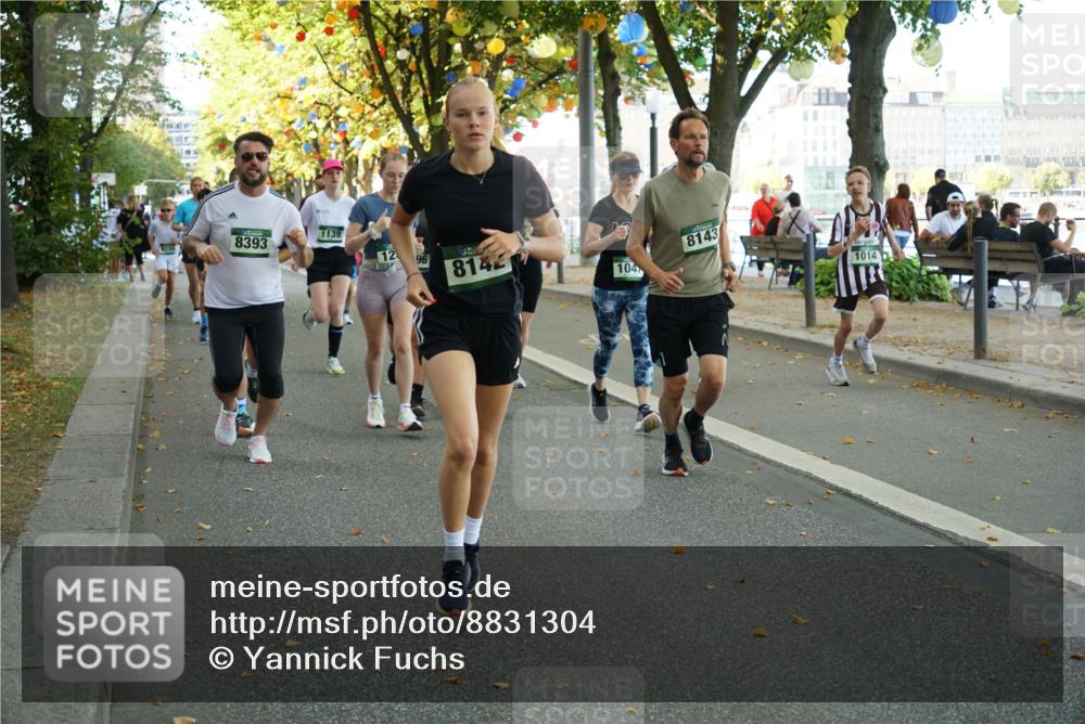 07.09.2025 - BARMER Alsterlauf Yannick Fuchs http://msf.ph/oto/8831304 07.09.2025 11:31:46 Laufen 1139, 4134, 8393, 12, 96, 8142, 104, 8143, 1014 meine-sportfotos.de