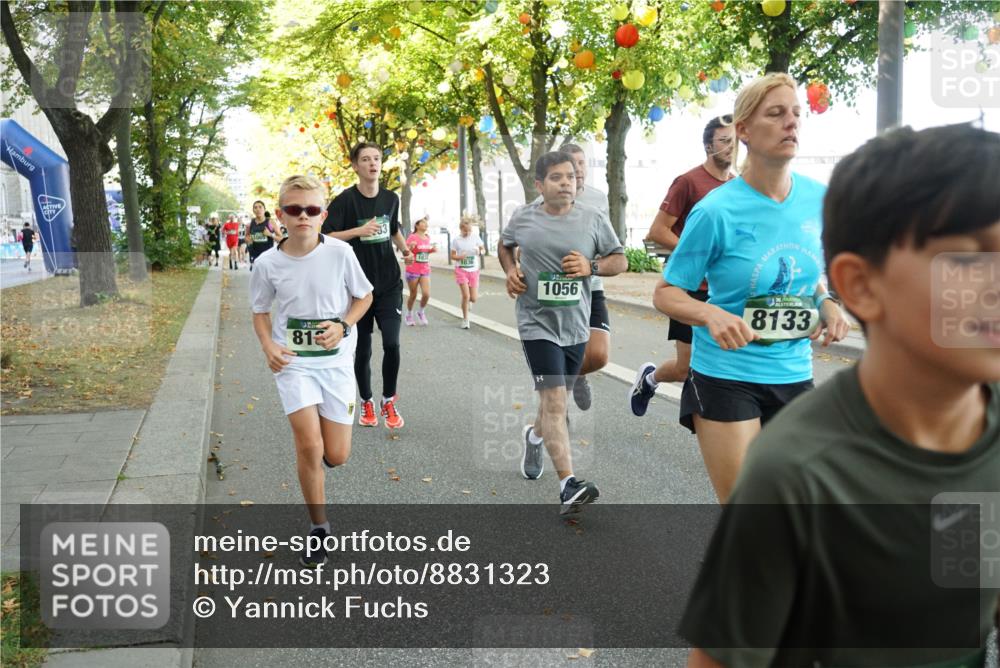 07.09.2025 - BARMER Alsterlauf Yannick Fuchs http://msf.ph/oto/8831323 07.09.2025 11:31:52 Laufen 81, 33, 1032, 1036, 1056, 8133 meine-sportfotos.de