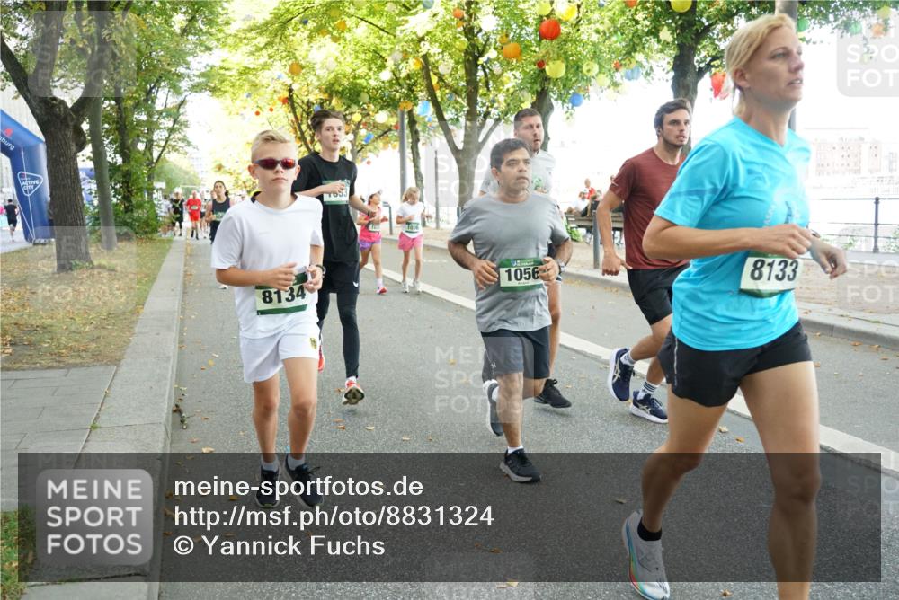 07.09.2025 - BARMER Alsterlauf Yannick Fuchs http://msf.ph/oto/8831324 07.09.2025 11:31:52 Laufen 8134, 1056, 8133 meine-sportfotos.de