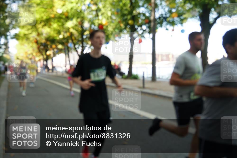 07.09.2025 - BARMER Alsterlauf Yannick Fuchs http://msf.ph/oto/8831326 07.09.2025 11:31:53 Laufen  meine-sportfotos.de