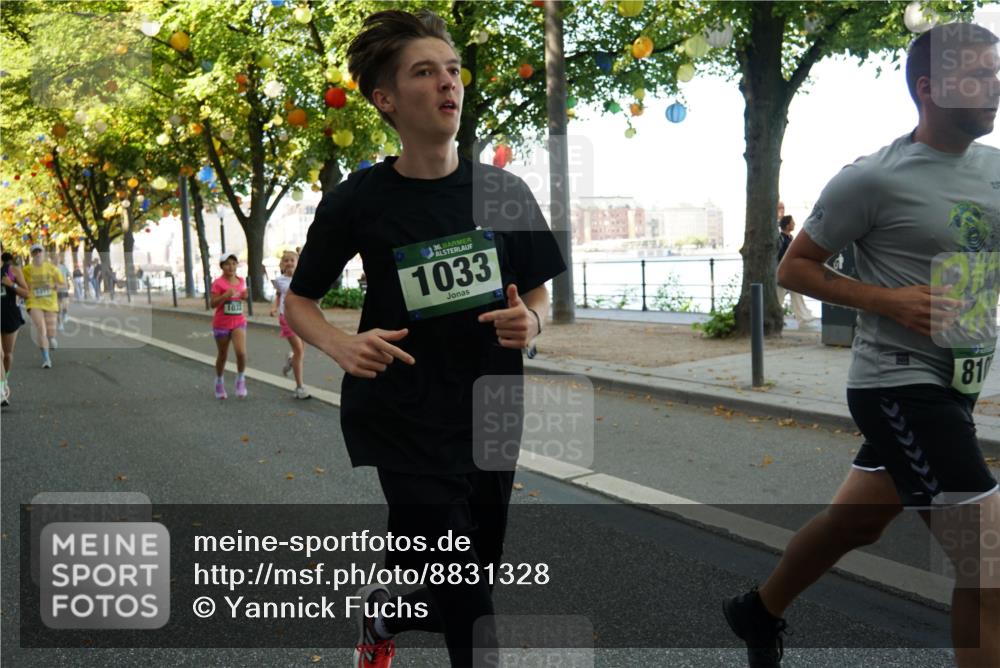 07.09.2025 - BARMER Alsterlauf Yannick Fuchs http://msf.ph/oto/8831328 07.09.2025 11:31:53 Laufen 1032, 136, 1033, 81 meine-sportfotos.de