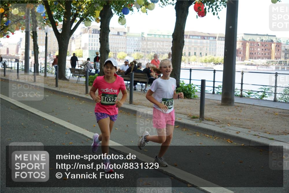 07.09.2025 - BARMER Alsterlauf Yannick Fuchs http://msf.ph/oto/8831329 07.09.2025 11:31:54 Laufen 1032, 1036 meine-sportfotos.de