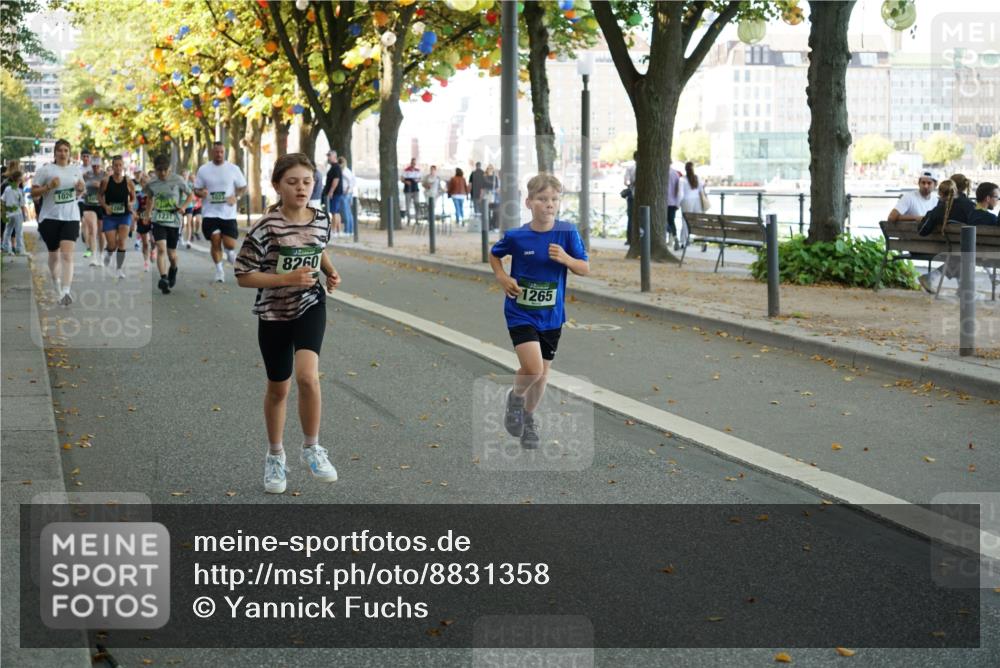 07.09.2025 - BARMER Alsterlauf Yannick Fuchs http://msf.ph/oto/8831358 07.09.2025 11:32:12 Laufen 1026, 8260, 1265 meine-sportfotos.de