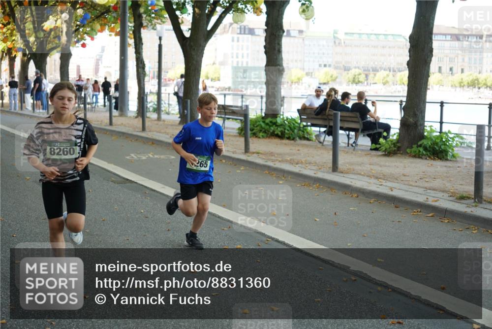 07.09.2025 - BARMER Alsterlauf Yannick Fuchs http://msf.ph/oto/8831360 07.09.2025 11:32:12 Laufen 8260, 265 meine-sportfotos.de