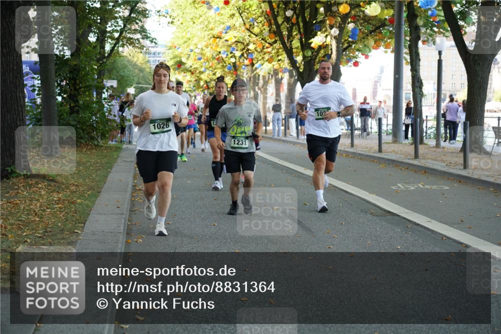 07.09.2025 - BARMER Alsterlauf Yannick Fuchs http://msf.ph/oto/8831364 07.09.2025 11:32:15 Laufen 1026, 1231, 102 meine-sportfotos.de