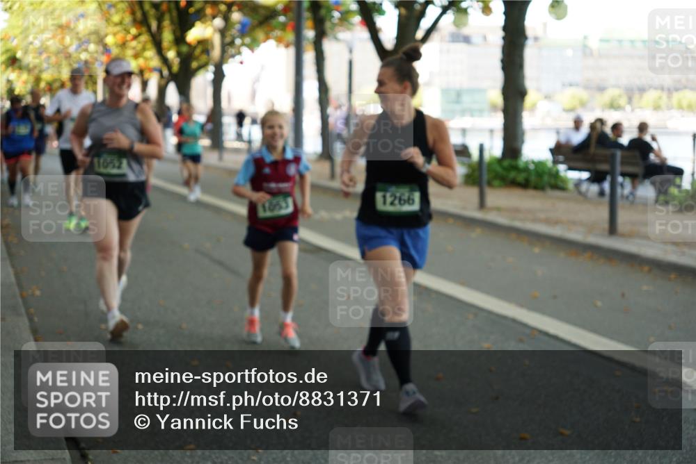 07.09.2025 - BARMER Alsterlauf Yannick Fuchs http://msf.ph/oto/8831371 07.09.2025 11:32:19 Laufen 1052, 1853, 1266 meine-sportfotos.de