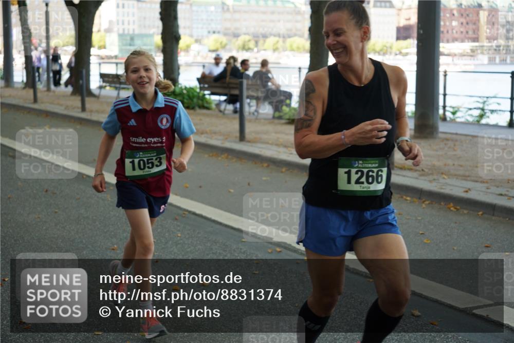 07.09.2025 - BARMER Alsterlauf Yannick Fuchs http://msf.ph/oto/8831374 07.09.2025 11:32:20 Laufen 1053, 136, 1266 meine-sportfotos.de