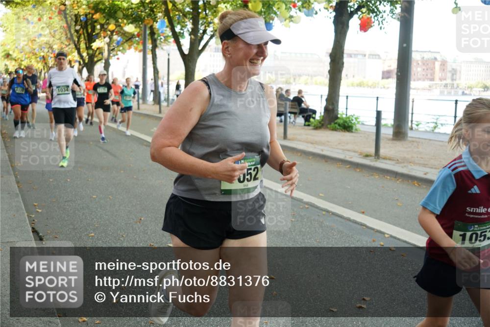 07.09.2025 - BARMER Alsterlauf Yannick Fuchs http://msf.ph/oto/8831376 07.09.2025 11:32:21 Laufen 6320, 1034, 136, 052, 105 meine-sportfotos.de