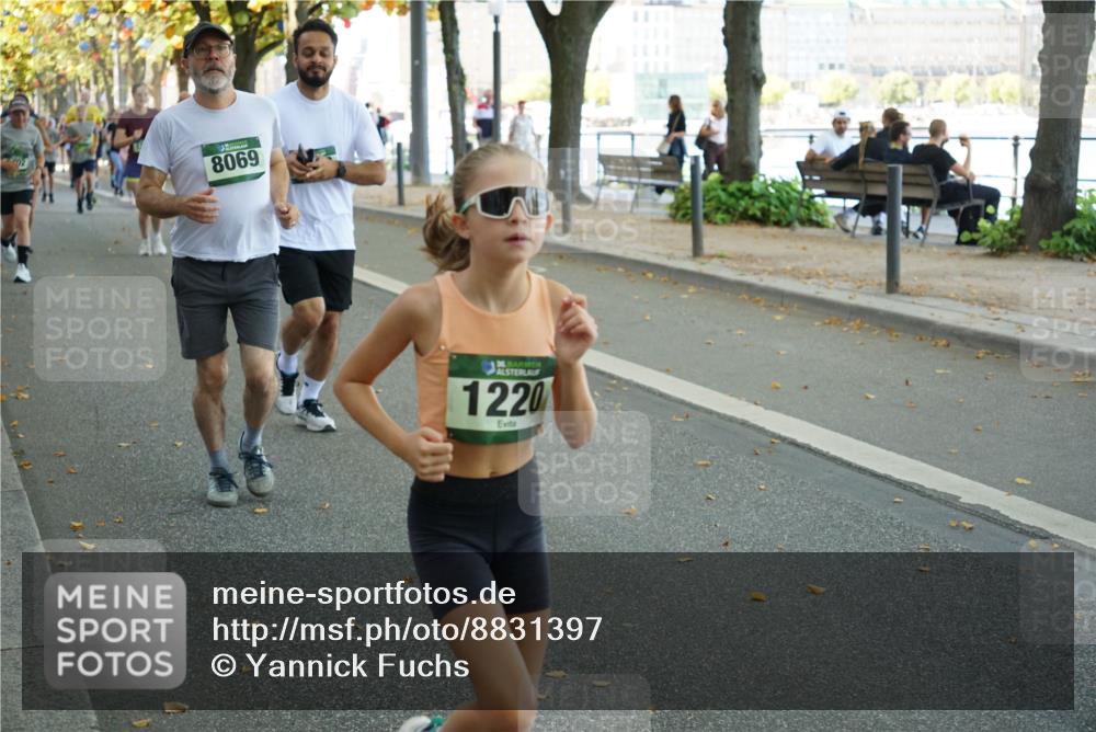 07.09.2025 - BARMER Alsterlauf Yannick Fuchs http://msf.ph/oto/8831397 07.09.2025 11:32:27 Laufen 8069, 36, 1220 meine-sportfotos.de