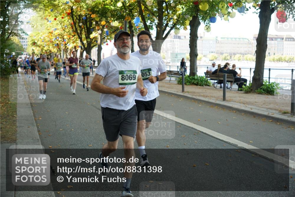 07.09.2025 - BARMER Alsterlauf Yannick Fuchs http://msf.ph/oto/8831398 07.09.2025 11:32:28 Laufen 8069, 053 meine-sportfotos.de