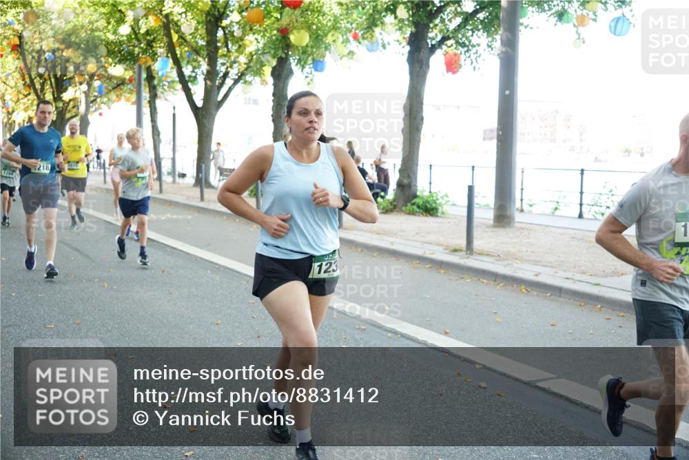07.09.2025 - BARMER Alsterlauf Yannick Fuchs http://msf.ph/oto/8831412 07.09.2025 11:32:34 Laufen 1268, 218, 123 meine-sportfotos.de