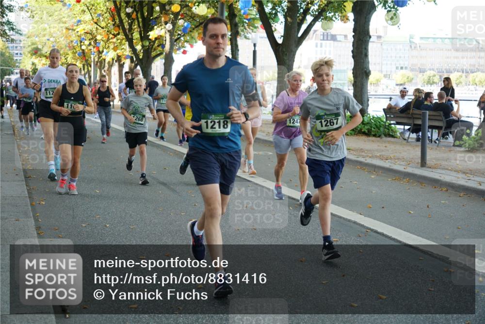 07.09.2025 - BARMER Alsterlauf Yannick Fuchs http://msf.ph/oto/8831416 07.09.2025 11:32:35 Laufen 112, 11, 268, 116, 1218, 1247, 1267, 1111114 meine-sportfotos.de