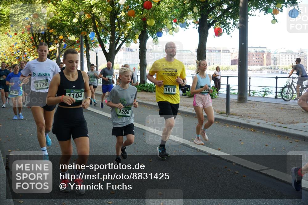 07.09.2025 - BARMER Alsterlauf Yannick Fuchs http://msf.ph/oto/8831425 07.09.2025 11:32:37 Laufen 8430, 1129, 1104, 1165, 1268, 10, 1010 meine-sportfotos.de