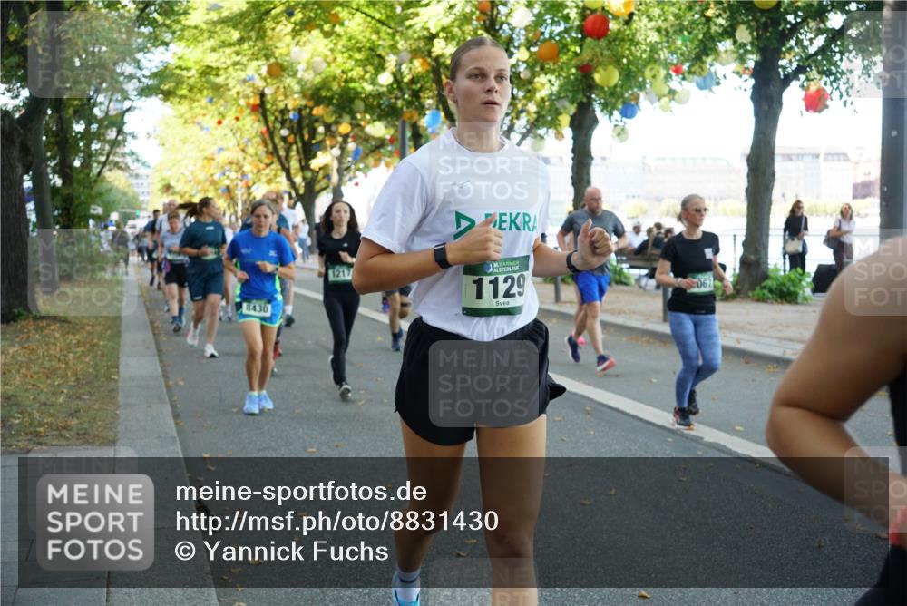 07.09.2025 - BARMER Alsterlauf Yannick Fuchs http://msf.ph/oto/8831430 07.09.2025 11:32:38 Laufen 8430, 1217, 1129, 067 meine-sportfotos.de