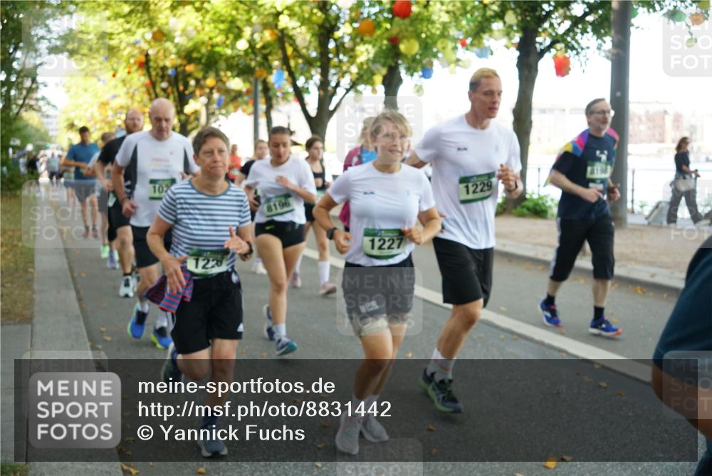 07.09.2025 - BARMER Alsterlauf Yannick Fuchs http://msf.ph/oto/8831442 07.09.2025 11:32:42 Laufen 1220, 8196, 1227, 1229 meine-sportfotos.de
