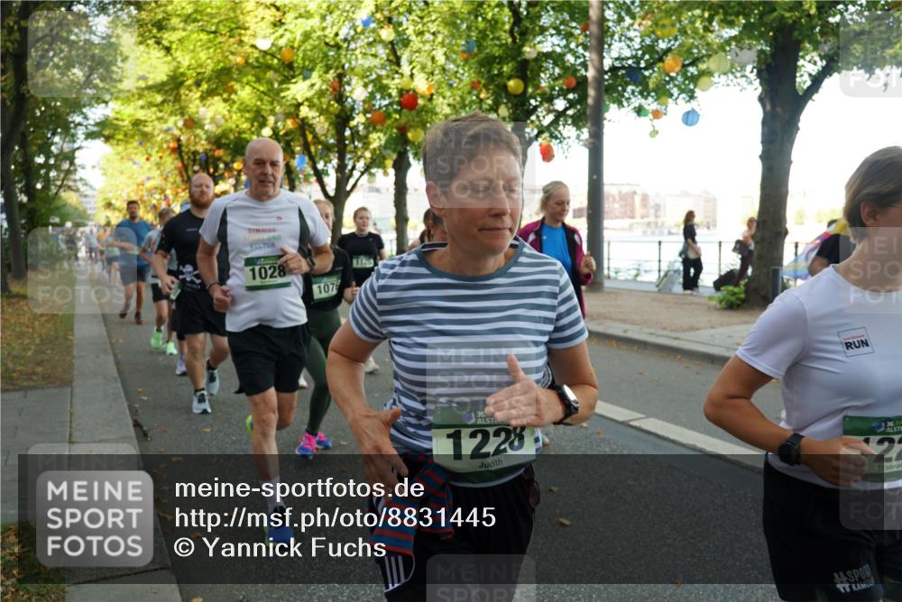 07.09.2025 - BARMER Alsterlauf Yannick Fuchs http://msf.ph/oto/8831445 07.09.2025 11:32:43 Laufen 1028, 1076, 1636, 1228, 22 meine-sportfotos.de