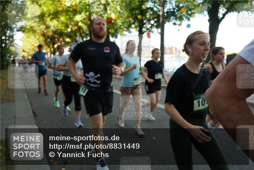 07.09.2025 - BARMER Alsterlauf Yannick Fuchs http://msf.ph/oto/8831449 07.09.2025 11:32:45 Laufen 10, 10 meine-sportfotos.de