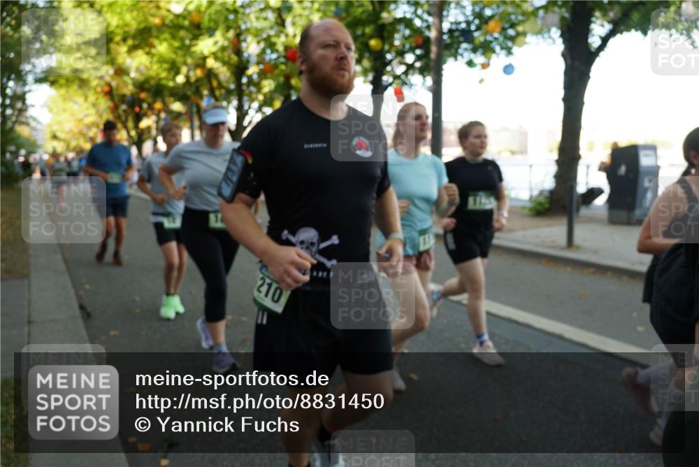 07.09.2025 - BARMER Alsterlauf Yannick Fuchs http://msf.ph/oto/8831450 07.09.2025 11:32:45 Laufen 210 meine-sportfotos.de