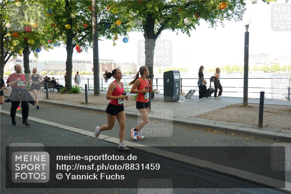 07.09.2025 - BARMER Alsterlauf Yannick Fuchs http://msf.ph/oto/8831459 07.09.2025 11:32:48 Laufen 1089, 847 meine-sportfotos.de