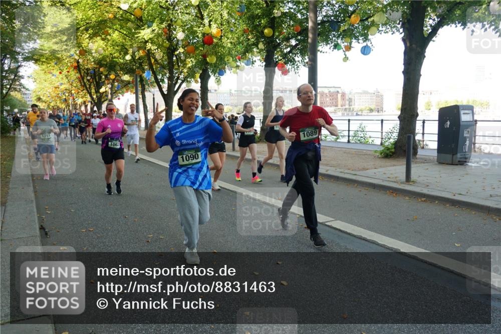 07.09.2025 - BARMER Alsterlauf Yannick Fuchs http://msf.ph/oto/8831463 07.09.2025 11:32:49 Laufen 1251, 1062, 1090, 11, 197, 1089 meine-sportfotos.de