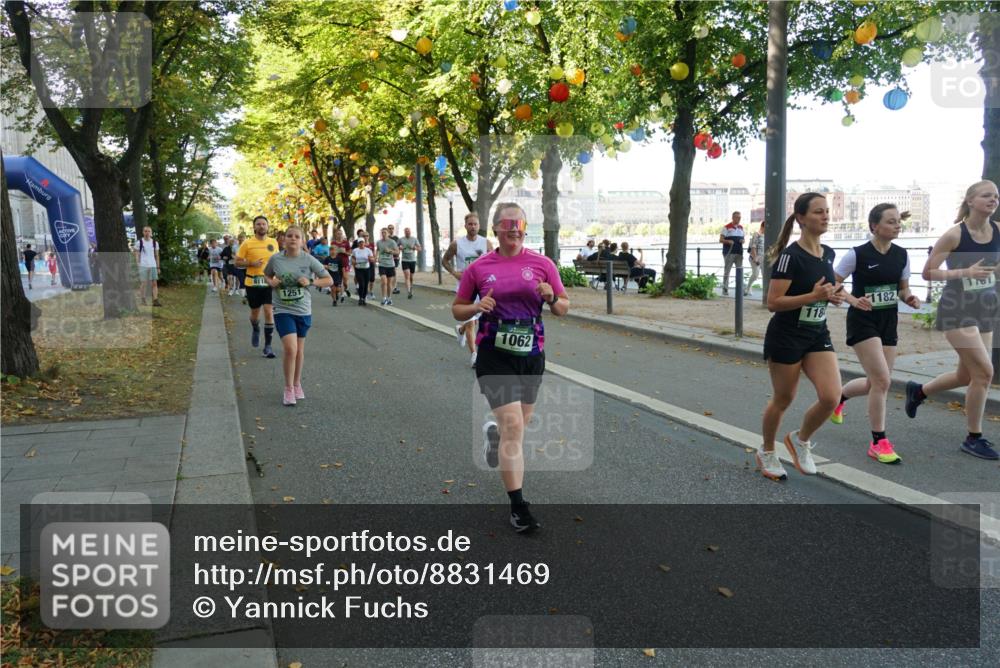 07.09.2025 - BARMER Alsterlauf Yannick Fuchs http://msf.ph/oto/8831469 07.09.2025 11:32:50 Laufen 1251, 1182, 118, 1062 meine-sportfotos.de