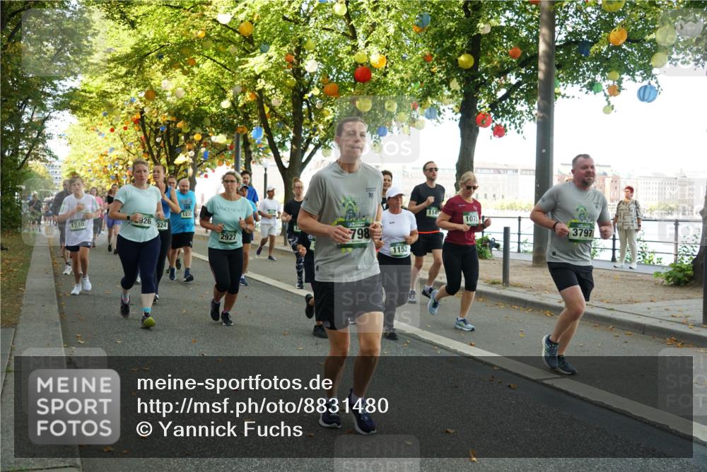 07.09.2025 - BARMER Alsterlauf Yannick Fuchs http://msf.ph/oto/8831480 07.09.2025 11:32:56 Laufen 1240, 926, 324, 1235, 2927, 798, 1152, 1141, 1075, 3797 meine-sportfotos.de
