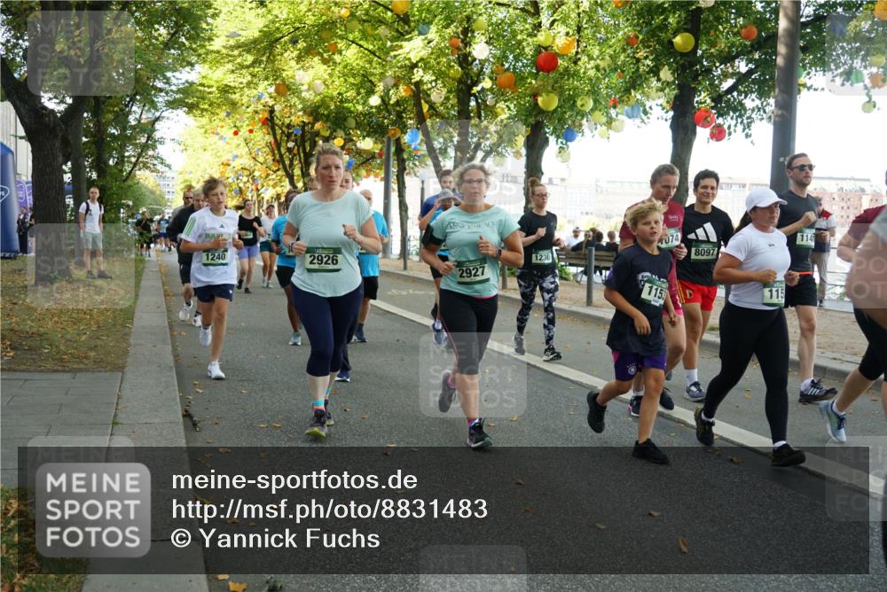 07.09.2025 - BARMER Alsterlauf Yannick Fuchs http://msf.ph/oto/8831483 07.09.2025 11:32:56 Laufen 1240, 2926, 2927, 074, 8097, 1230, 1153, 115, 114 meine-sportfotos.de