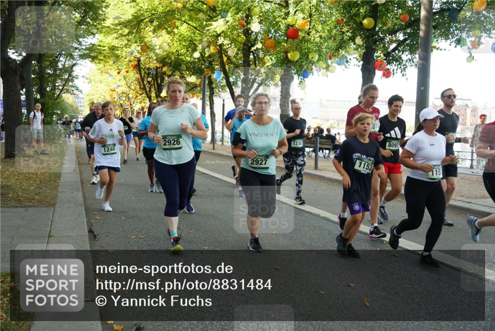 07.09.2025 - BARMER Alsterlauf Yannick Fuchs http://msf.ph/oto/8831484 07.09.2025 11:32:57 Laufen 1240, 2926, 2927, 1230, 074, 1153, 8097, 115 meine-sportfotos.de