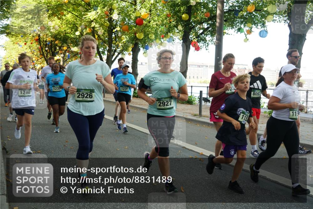 07.09.2025 - BARMER Alsterlauf Yannick Fuchs http://msf.ph/oto/8831489 07.09.2025 11:32:57 Laufen 1240, 5, 1237, 1236, 2926, 074, 8097, 2927, 115, 11 meine-sportfotos.de