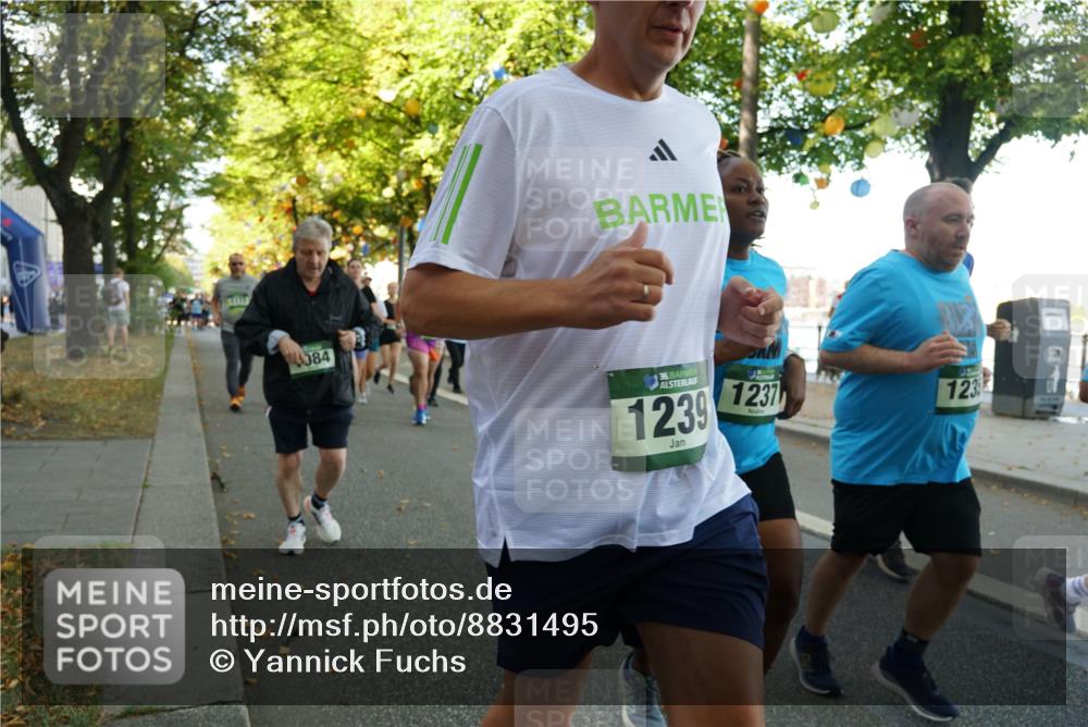 07.09.2025 - BARMER Alsterlauf Yannick Fuchs http://msf.ph/oto/8831495 07.09.2025 11:33:00 Laufen 084, 36, 1237, 1239, 20, 123 meine-sportfotos.de