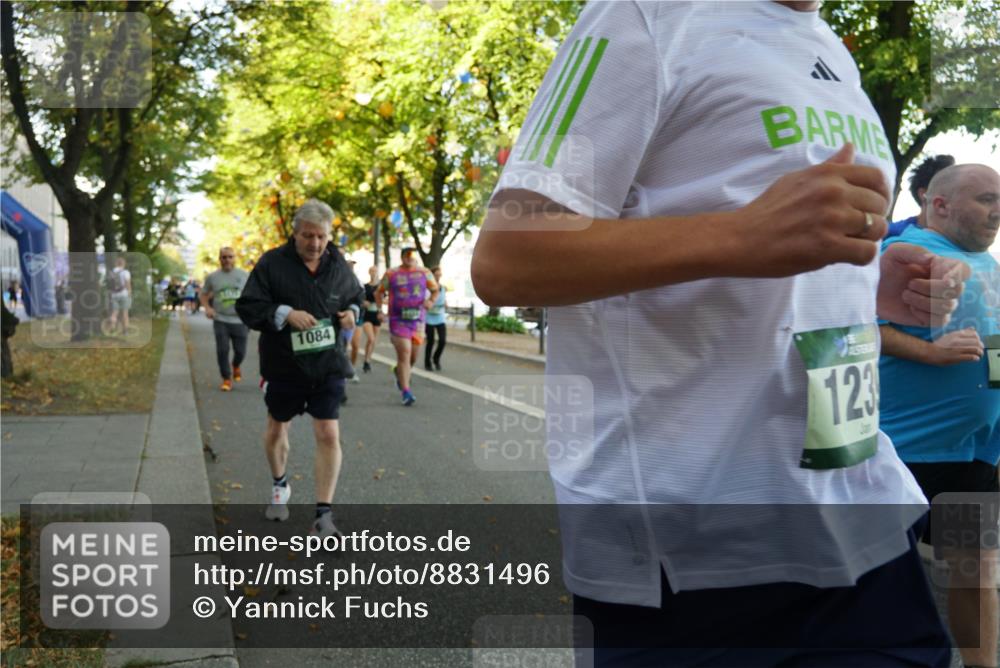 07.09.2025 - BARMER Alsterlauf Yannick Fuchs http://msf.ph/oto/8831496 07.09.2025 11:33:00 Laufen 1084, 123 meine-sportfotos.de
