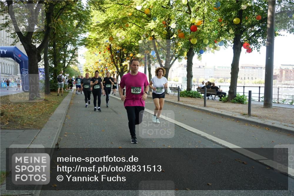 07.09.2025 - BARMER Alsterlauf Yannick Fuchs http://msf.ph/oto/8831513 07.09.2025 11:33:05 Laufen 8472, 4056, 4056, 8473, 1060, 1124 meine-sportfotos.de