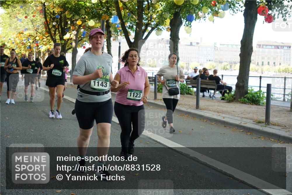 07.09.2025 - BARMER Alsterlauf Yannick Fuchs http://msf.ph/oto/8831528 07.09.2025 11:33:11 Laufen 1243, 1143, 1123, 4054 meine-sportfotos.de