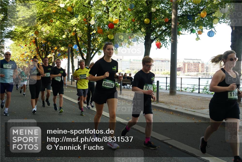 07.09.2025 - BARMER Alsterlauf Yannick Fuchs http://msf.ph/oto/8831537 07.09.2025 11:33:14 Laufen 1149, 1126, 8024, 150, 1243, 1242, 1109 meine-sportfotos.de