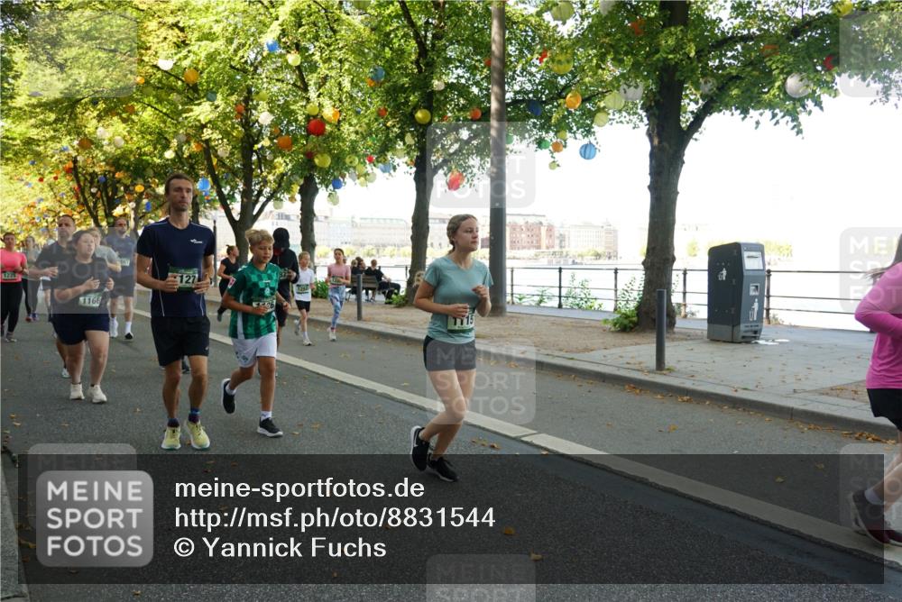 07.09.2025 - BARMER Alsterlauf Yannick Fuchs http://msf.ph/oto/8831544 07.09.2025 11:33:18 Laufen 1225, 1166, 127, 125 meine-sportfotos.de