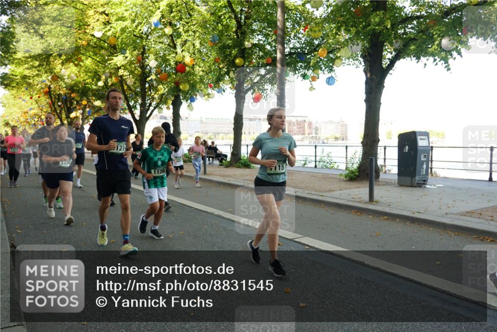07.09.2025 - BARMER Alsterlauf Yannick Fuchs http://msf.ph/oto/8831545 07.09.2025 11:33:18 Laufen 1225, 1166, 1067, 127, 11, 1126, 12, 115 meine-sportfotos.de