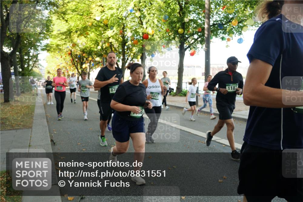 07.09.2025 - BARMER Alsterlauf Yannick Fuchs http://msf.ph/oto/8831551 07.09.2025 11:33:20 Laufen 1225, 838, 1187, 1022 meine-sportfotos.de