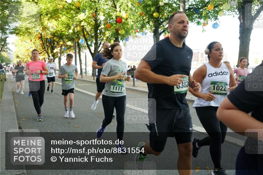 07.09.2025 - BARMER Alsterlauf Yannick Fuchs http://msf.ph/oto/8831554 07.09.2025 11:33:21 Laufen 1225, 1068, 126, 1111, 6382, 1022 meine-sportfotos.de