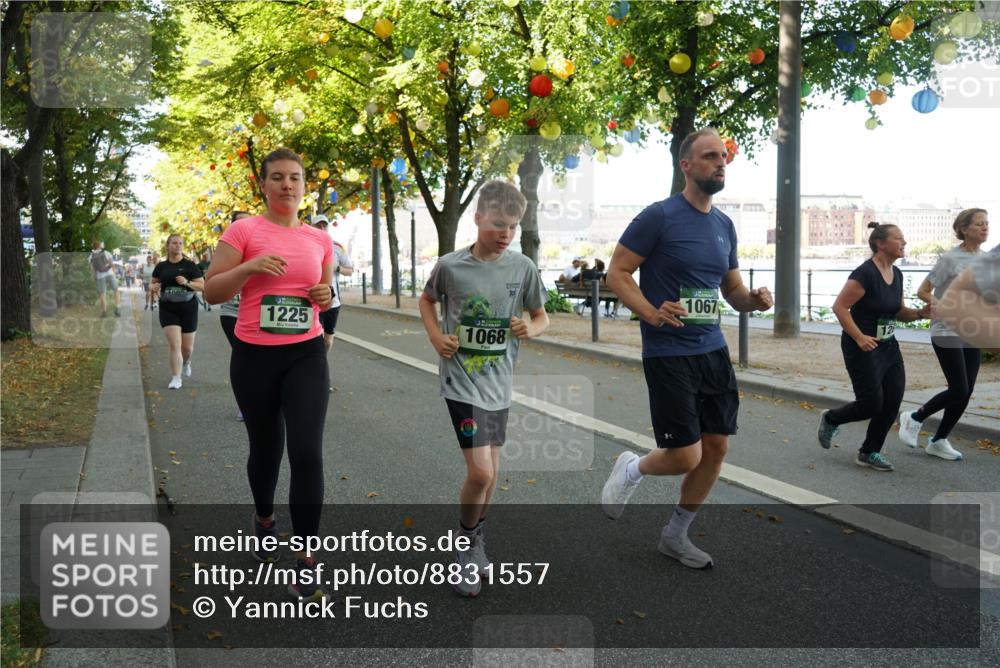 07.09.2025 - BARMER Alsterlauf Yannick Fuchs http://msf.ph/oto/8831557 07.09.2025 11:33:22 Laufen 1225, 1068, 10, 1067 meine-sportfotos.de