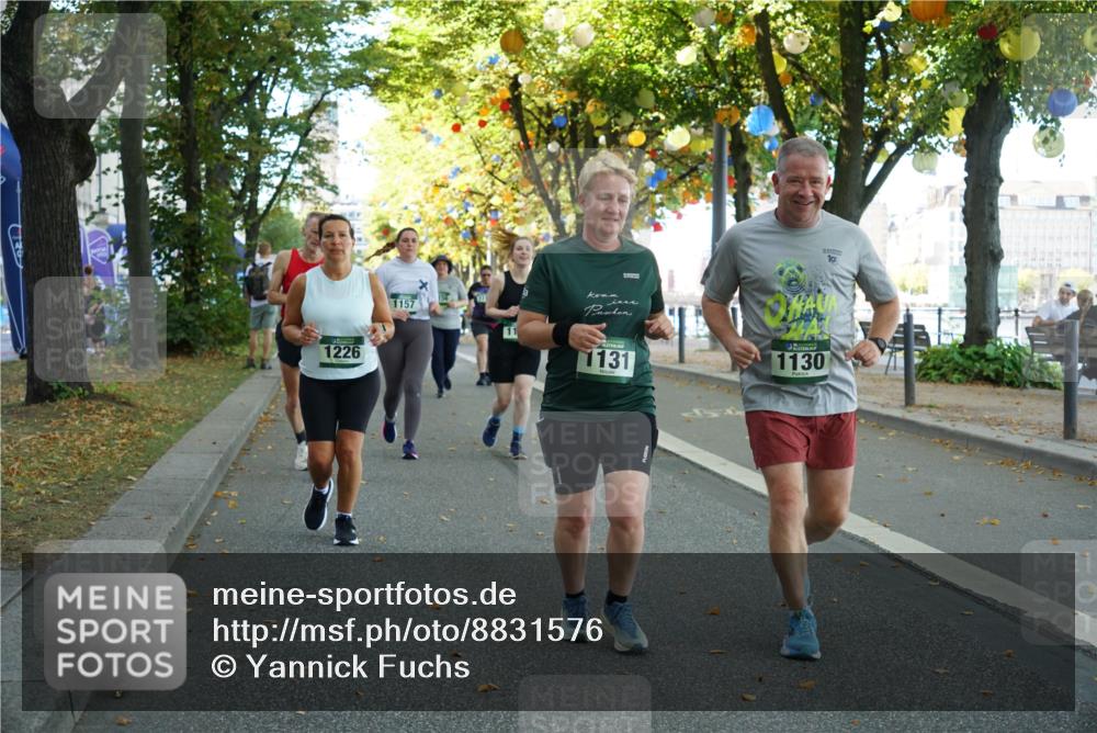 07.09.2025 - BARMER Alsterlauf Yannick Fuchs http://msf.ph/oto/8831576 07.09.2025 11:33:31 Laufen 1226, 10, 1157, 11, 1131, 1130 meine-sportfotos.de