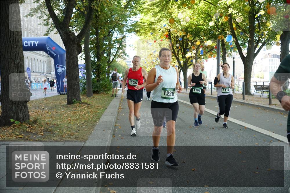 07.09.2025 - BARMER Alsterlauf Yannick Fuchs http://msf.ph/oto/8831581 07.09.2025 11:33:32 Laufen 1136, 1108, 1110, 1226 meine-sportfotos.de