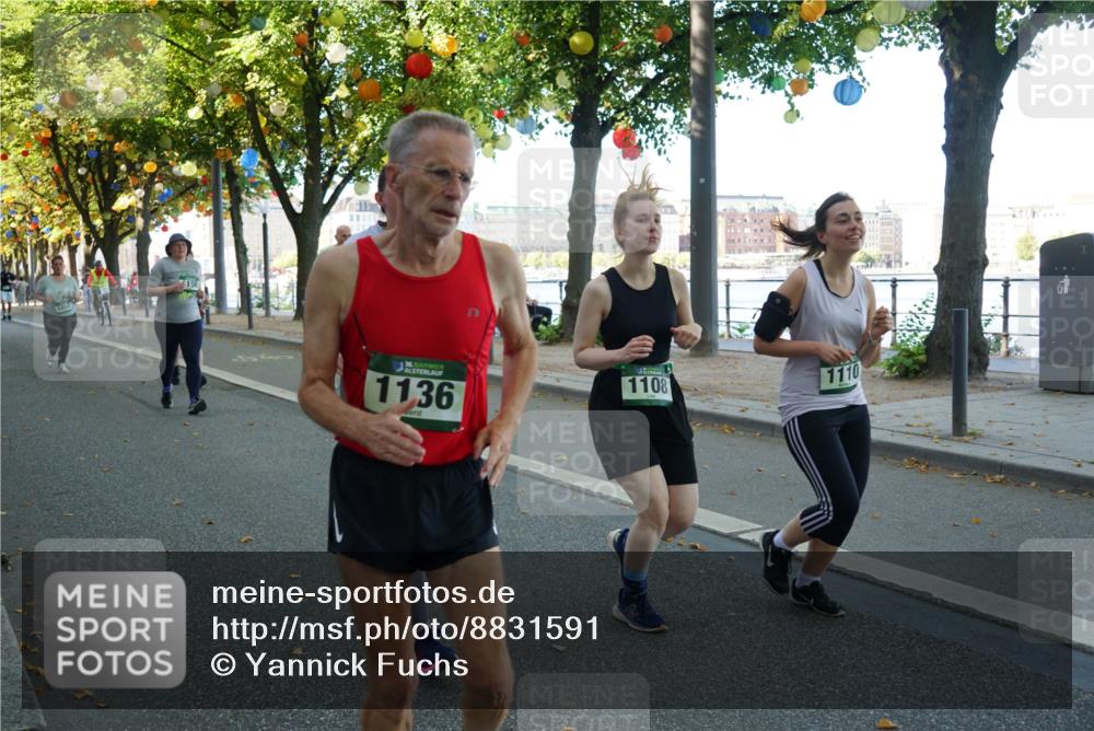 07.09.2025 - BARMER Alsterlauf Yannick Fuchs http://msf.ph/oto/8831591 07.09.2025 11:33:35 Laufen 156, 36, 1136, 1108, 1110 meine-sportfotos.de