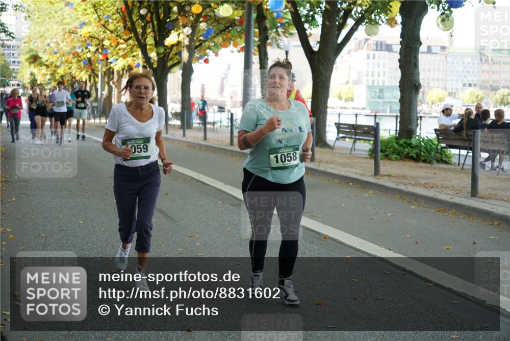 07.09.2025 - BARMER Alsterlauf Yannick Fuchs http://msf.ph/oto/8831602 07.09.2025 11:33:40 Laufen 059, 90, 1058 meine-sportfotos.de