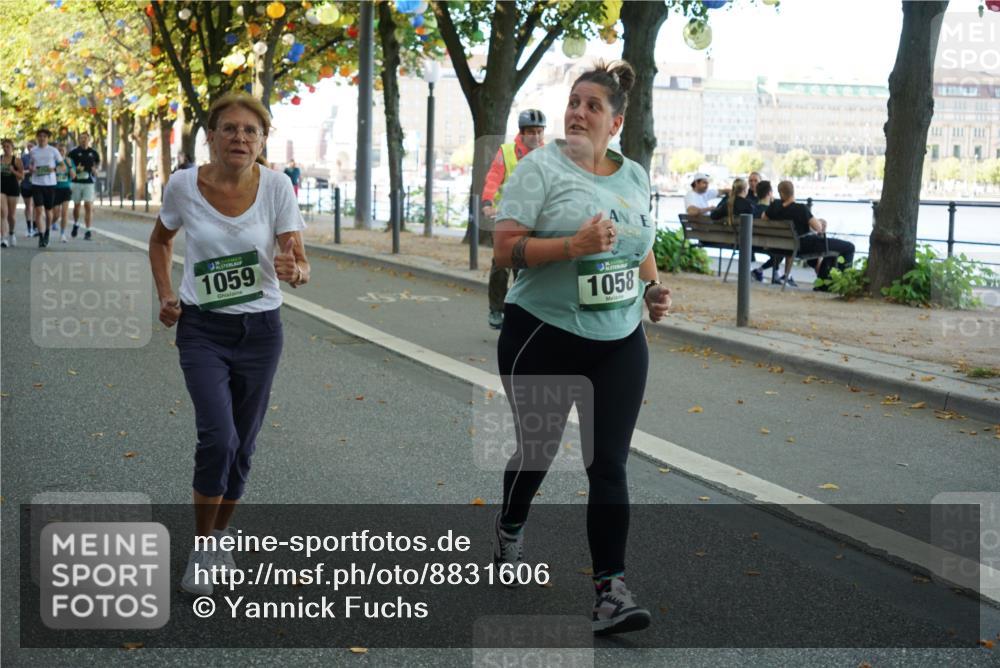 07.09.2025 - BARMER Alsterlauf Yannick Fuchs http://msf.ph/oto/8831606 07.09.2025 11:33:40 Laufen 1059, 1058 meine-sportfotos.de