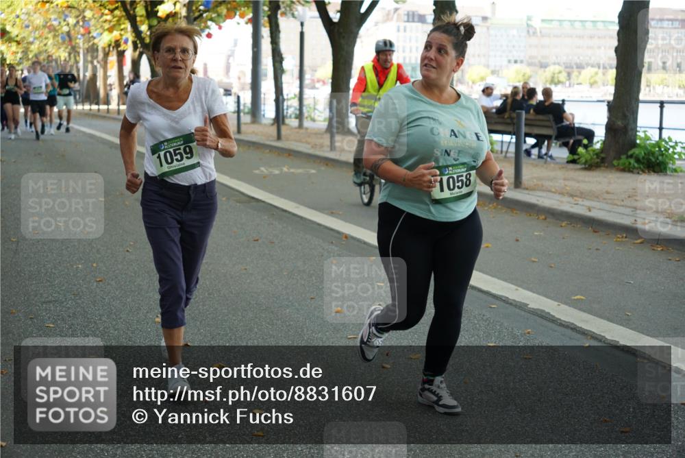 07.09.2025 - BARMER Alsterlauf Yannick Fuchs http://msf.ph/oto/8831607 07.09.2025 11:33:41 Laufen 1059, 36, 1058 meine-sportfotos.de